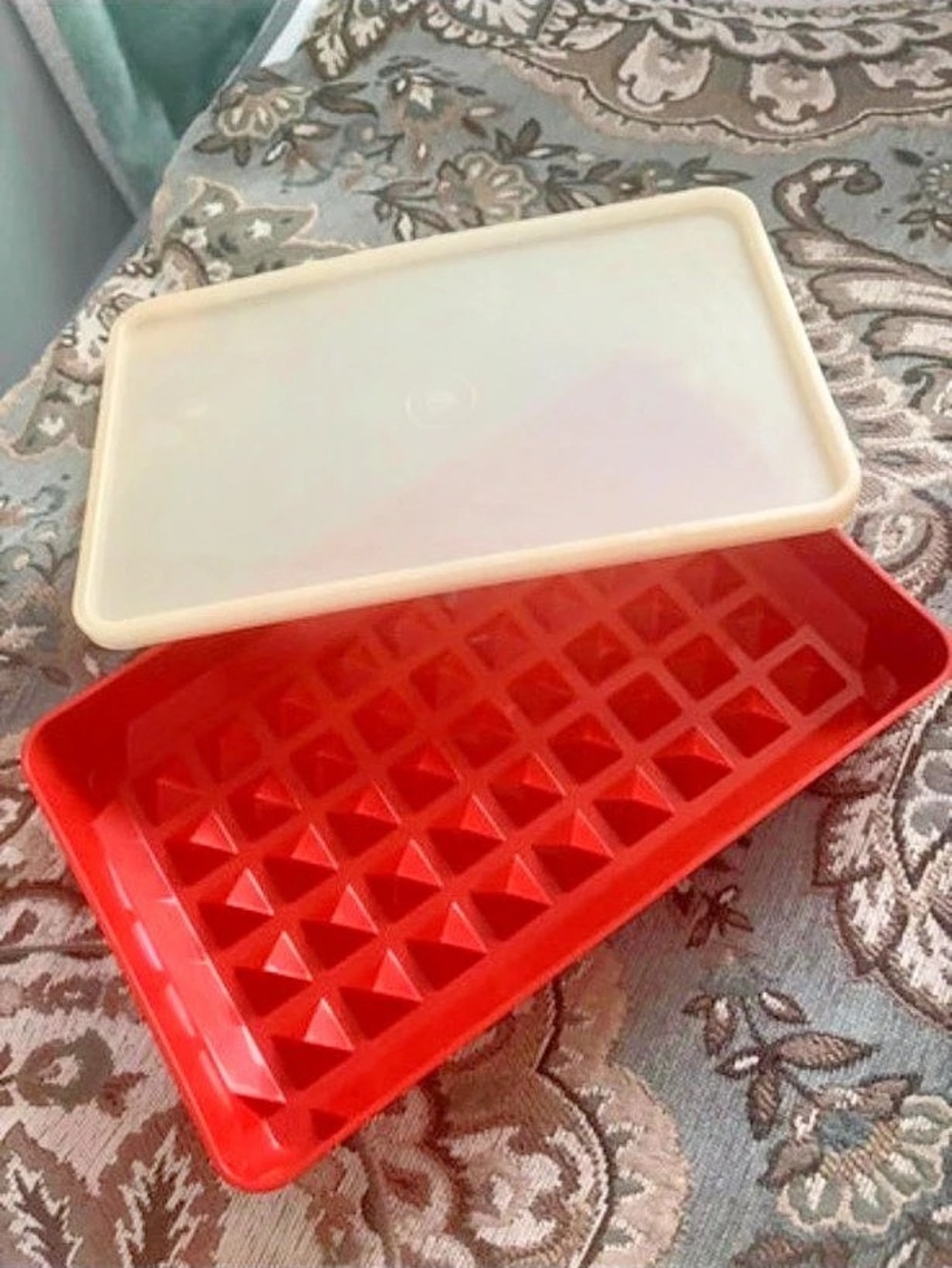 Tupperware Container